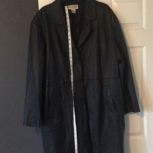 Trench leather coat